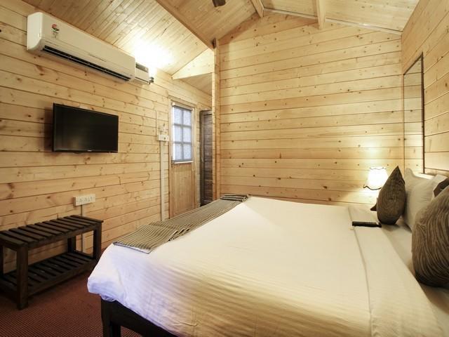 Tiara Fiesta Beach Cottages Morjim Exteriör bild